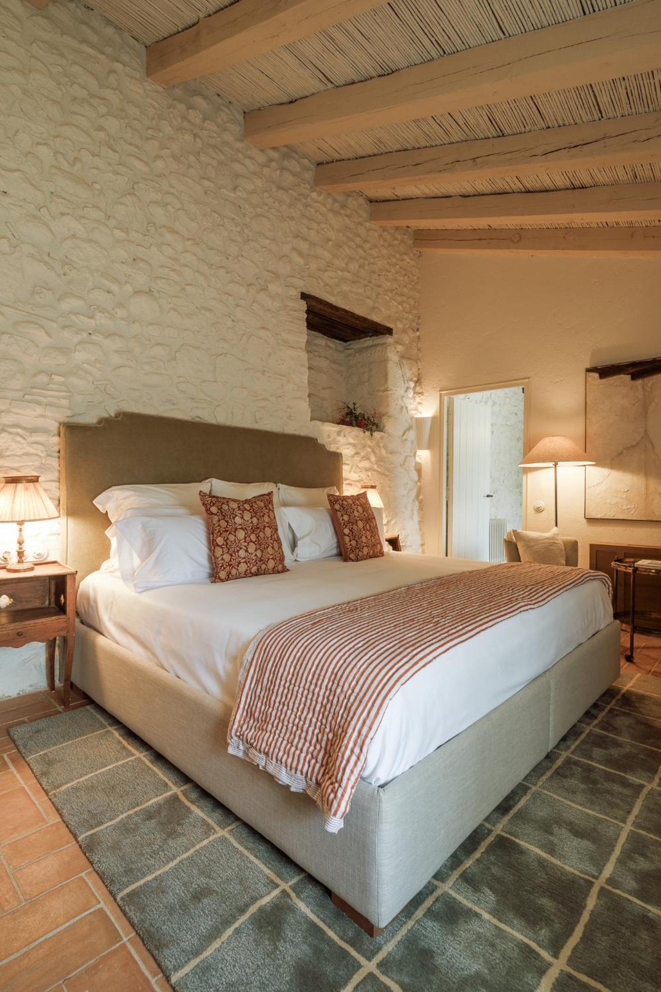 Hotel Castell De Vallgornera Peralada Exterior foto