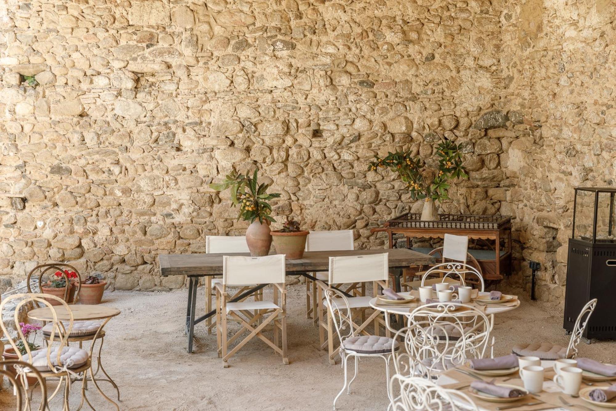 Hotel Castell De Vallgornera Peralada Exterior foto